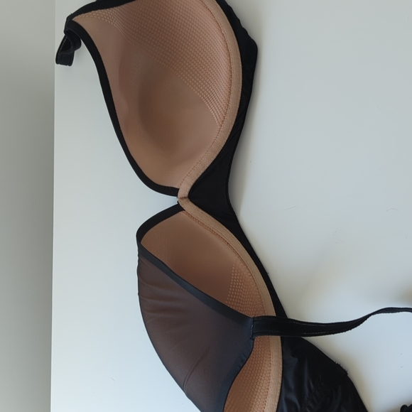 Victoria's Secret 34DDD No-Wire Bra - Picture 3 of 3